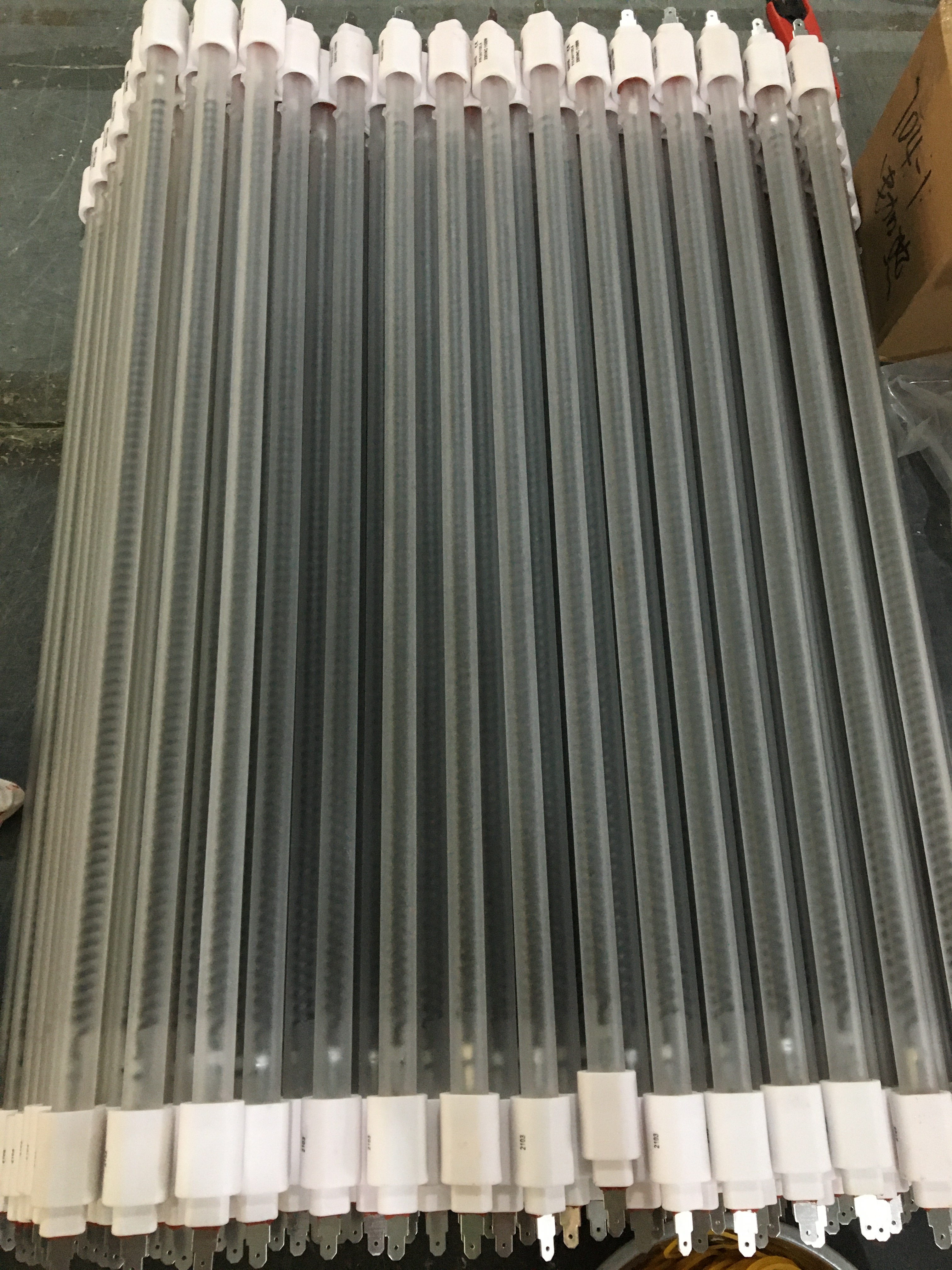 lámpara de calefacción de fibra de carbono