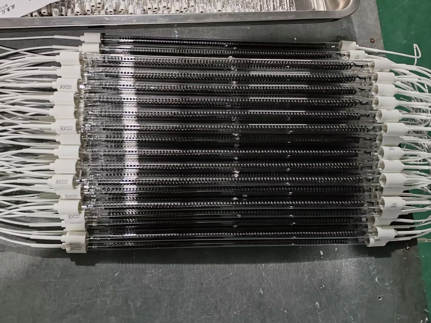 Personalice lámpara de secado infrarroja con elemento calefactor de carbono de 800 mm 2000 W lámparas calefactoras de fibra de carbono SK15