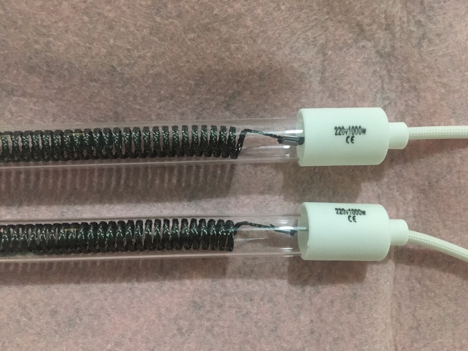 Lámpara calefactora de fibra de carbono para animales
