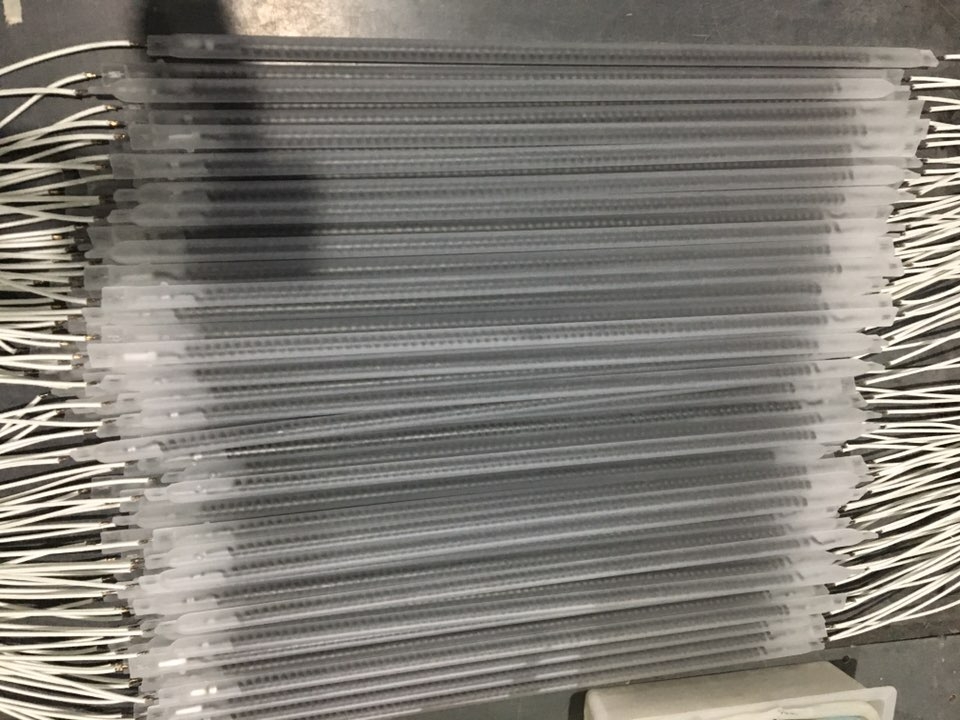 Lámpara de calefacción de fibra de carbono infrarroja de 600 mm 1300 W lámpara eléctrica de calor infrarrojo
